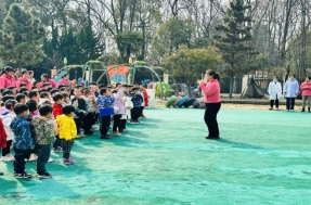 E:\惠自霞\炮幼总目录\2023-2024第二学期\2023-2024第二学期--网站新闻\消防演练照片2024.3.6\QQ图片20240306150846.jpg